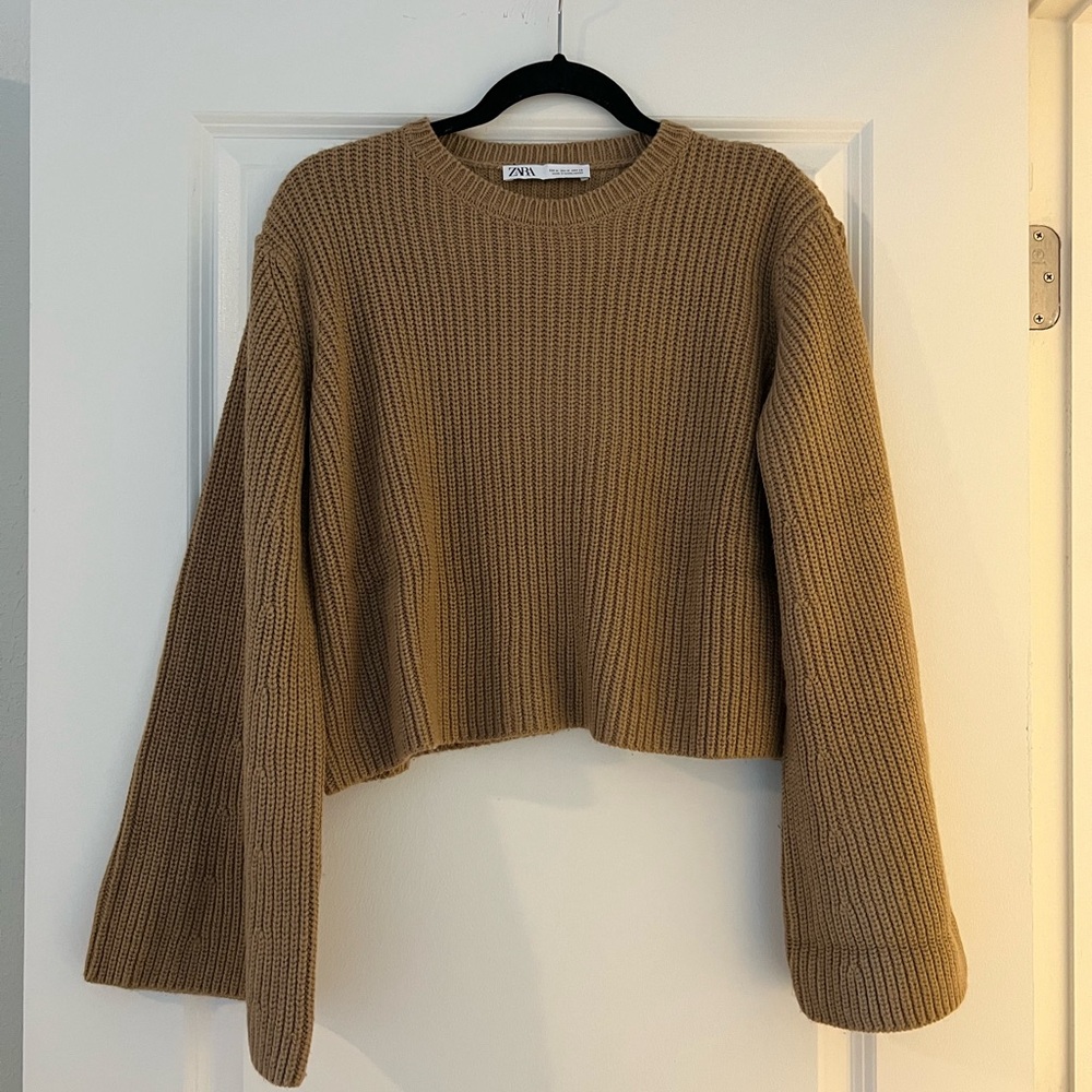 Zara Women's Camel Crew Neck Sweater